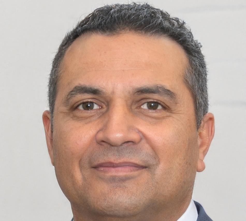 Carlos Mendoza, Director Financiero de TechnoLogística